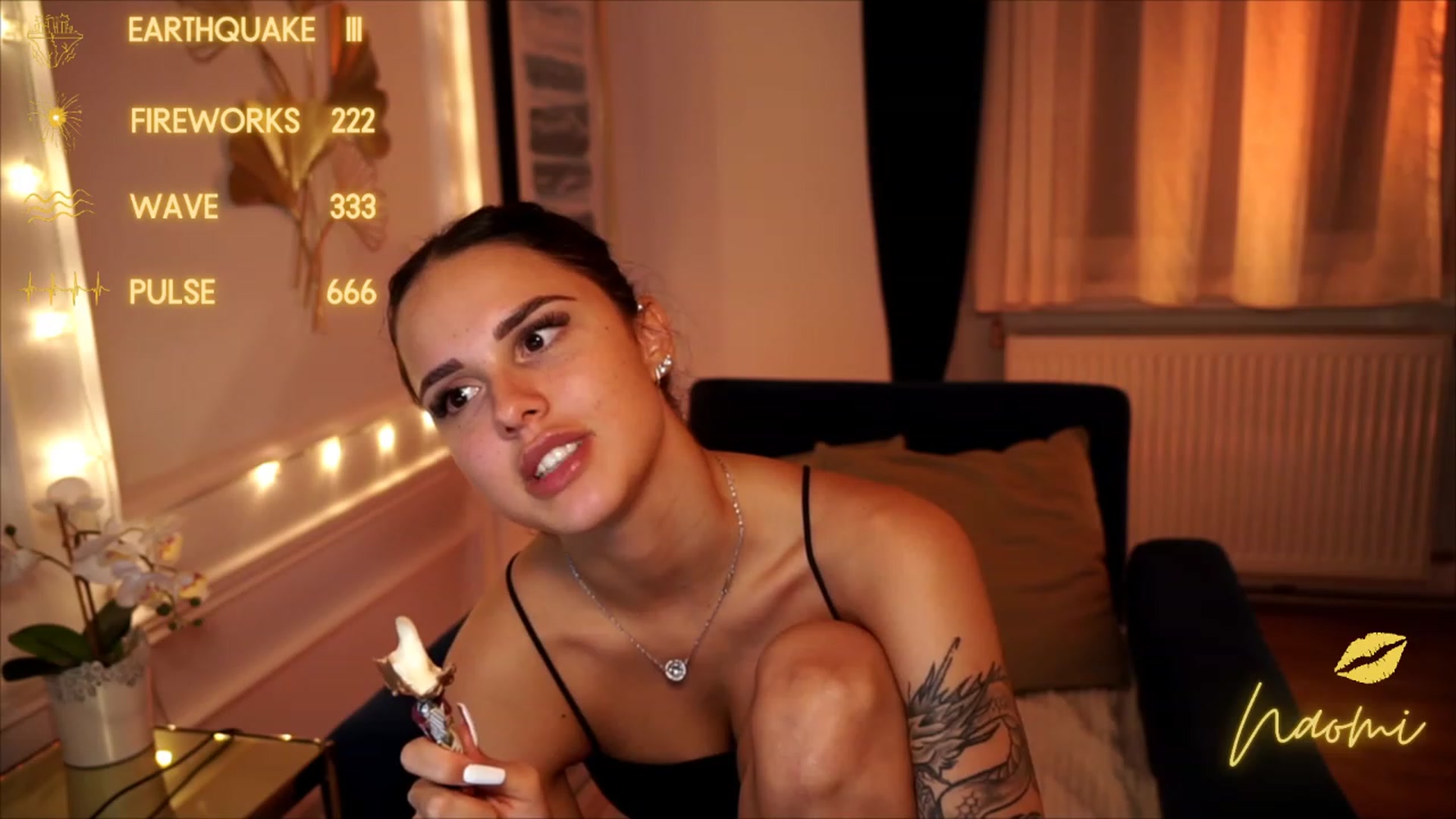 cinnabellee video thumbnail