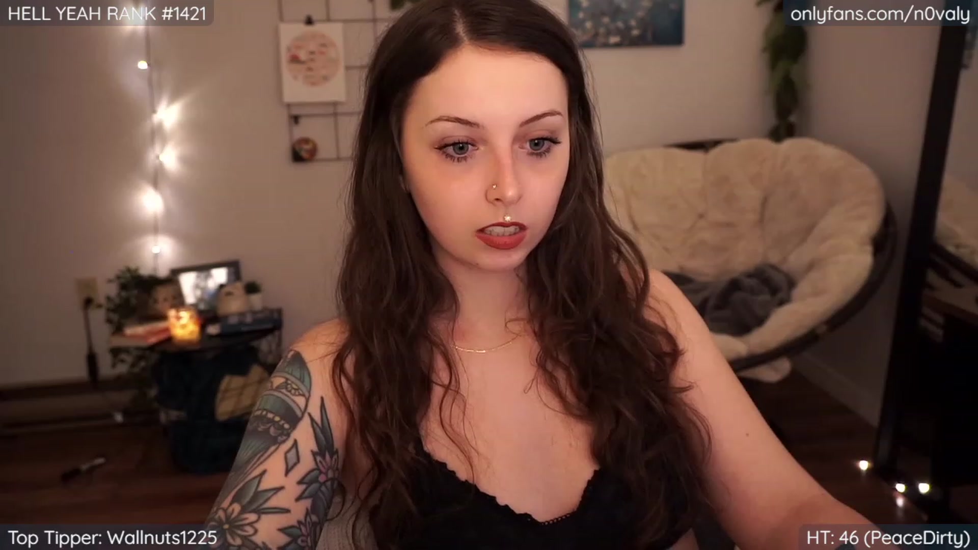 N0valy video thumbnail