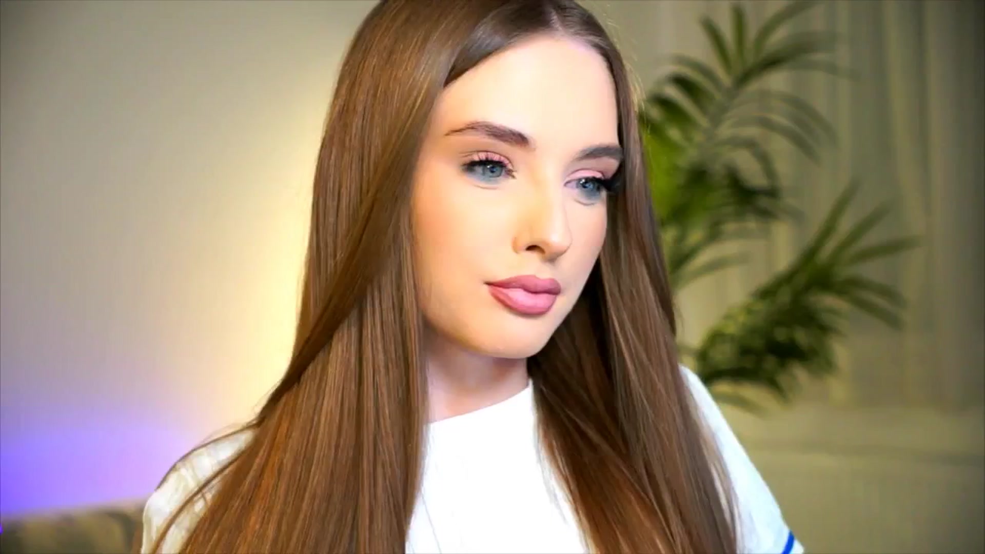 petitegonwild video thumbnail