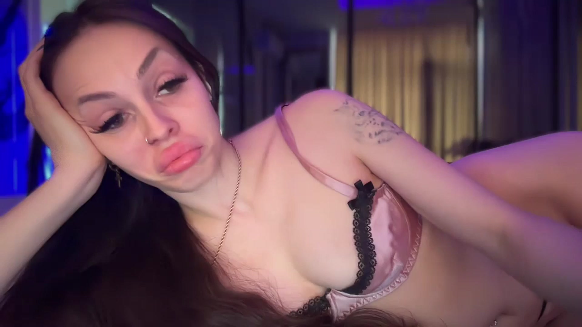UGLYGIRL_ video thumbnail