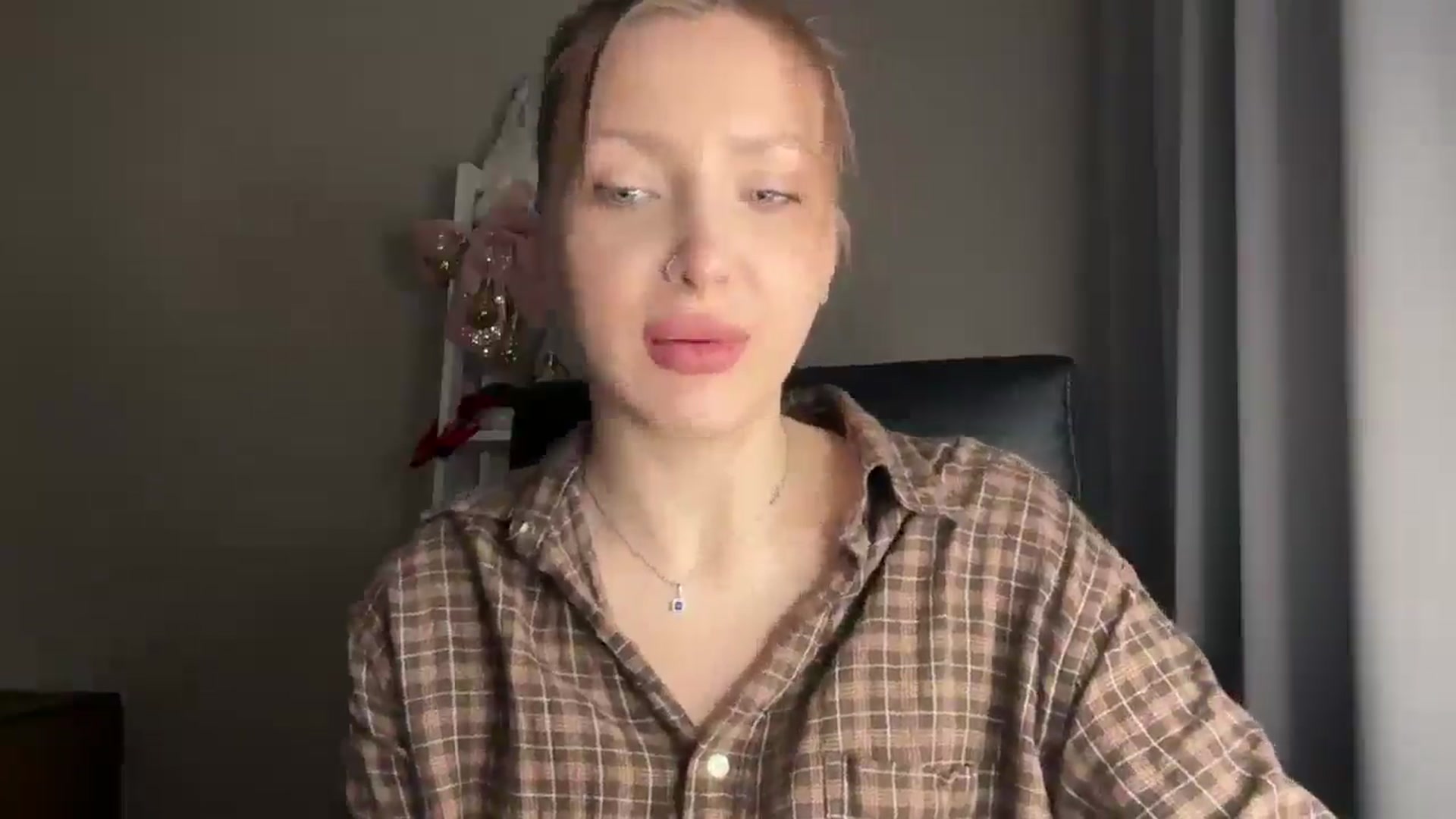 Di_Pearl video thumbnail