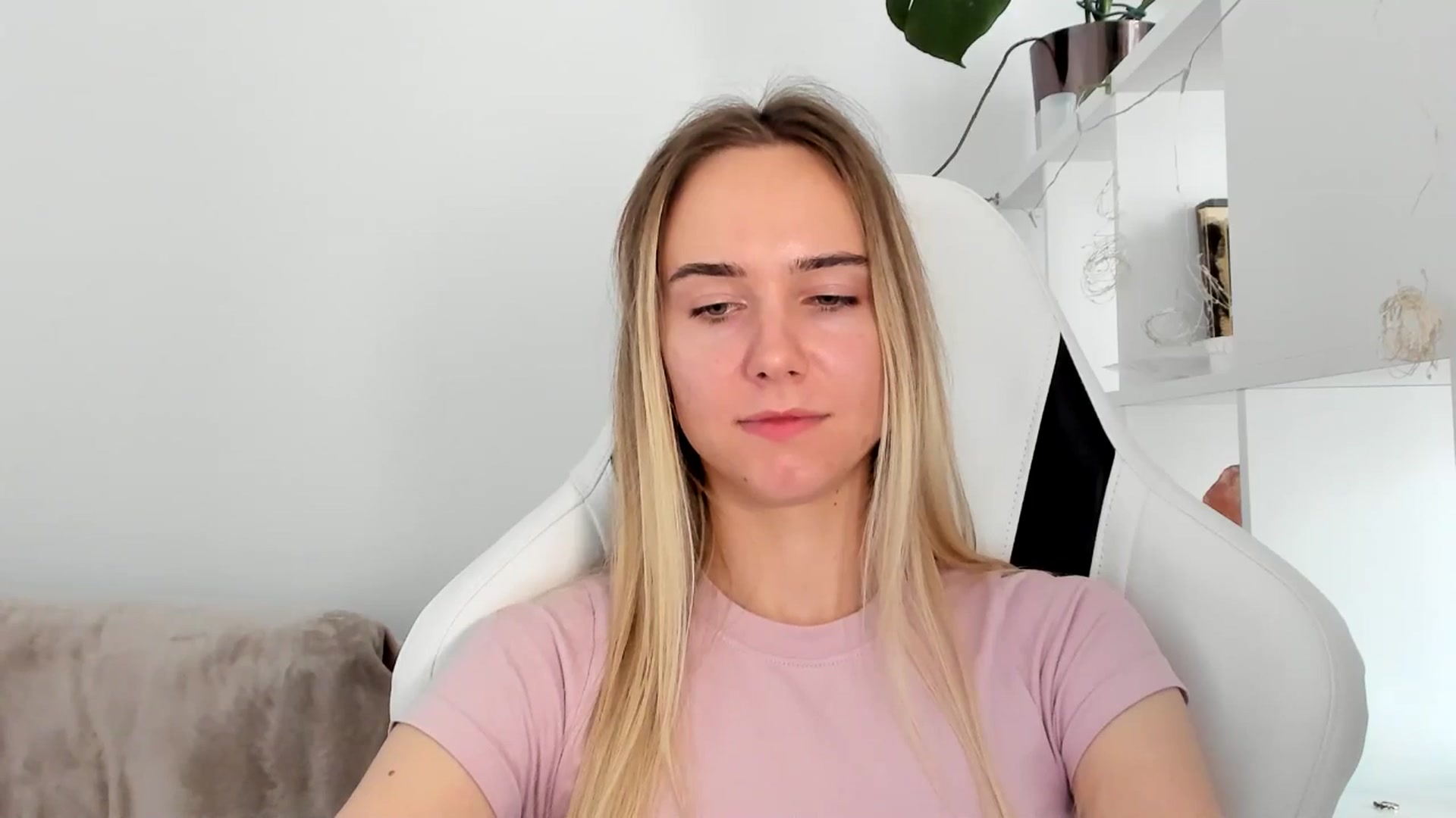OhAlisa video thumbnail