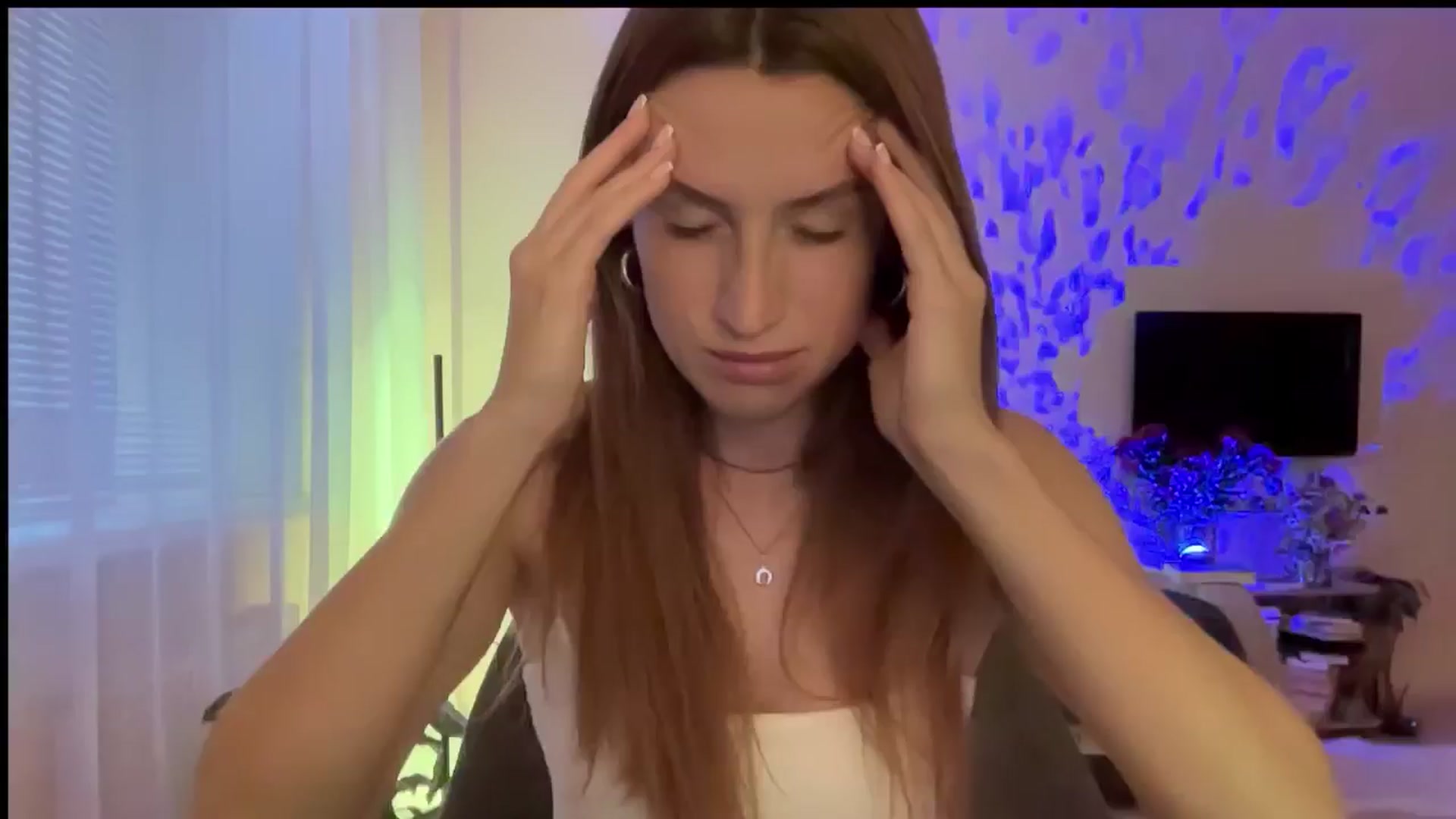 LovelyBvnny video thumbnail