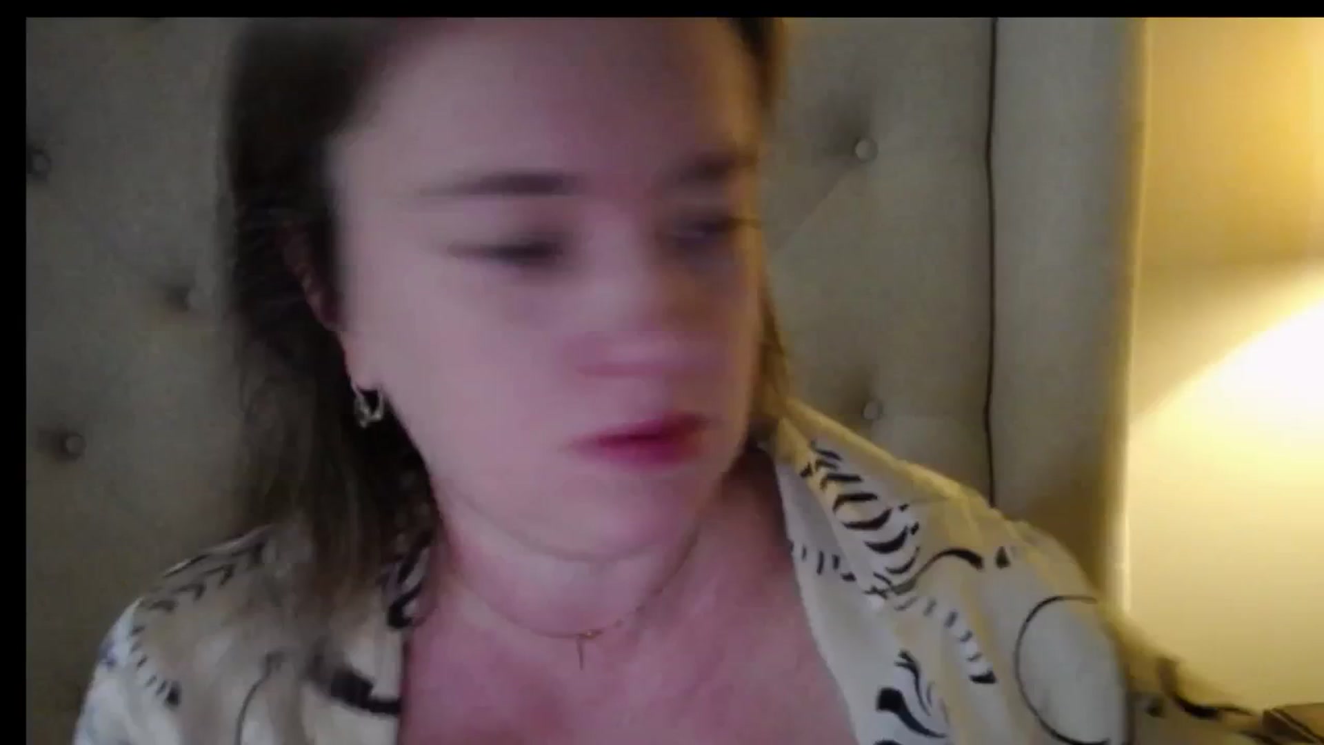 J0llye video thumbnail