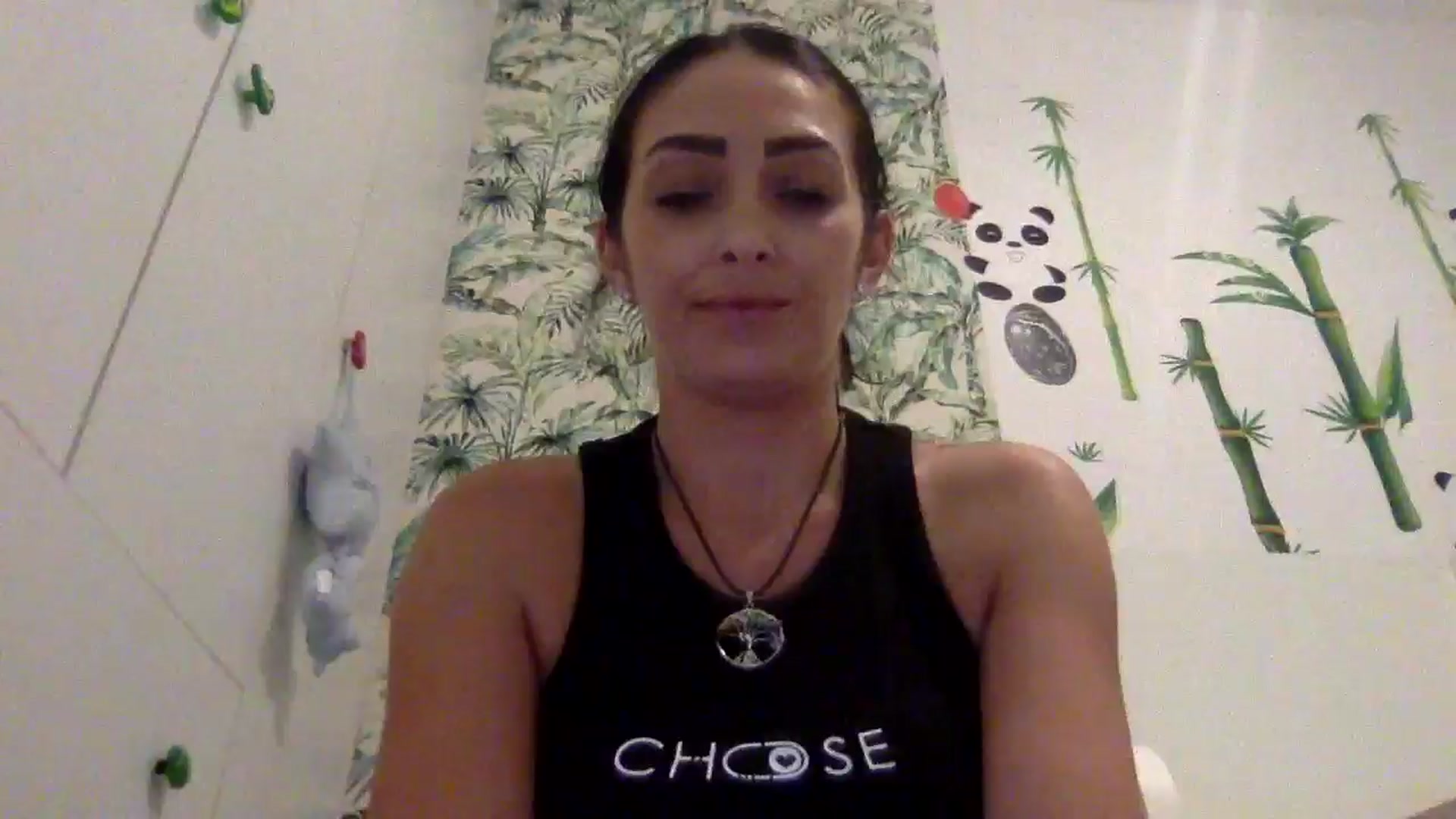 Julia0410 video thumbnail