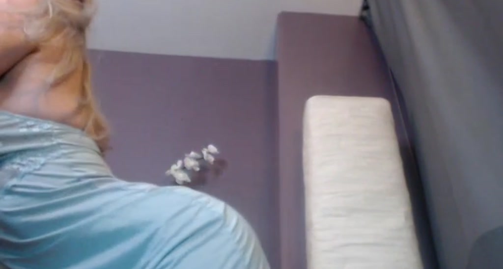 OraYoung video thumbnail