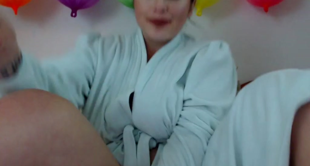 aLeDoll video thumbnail