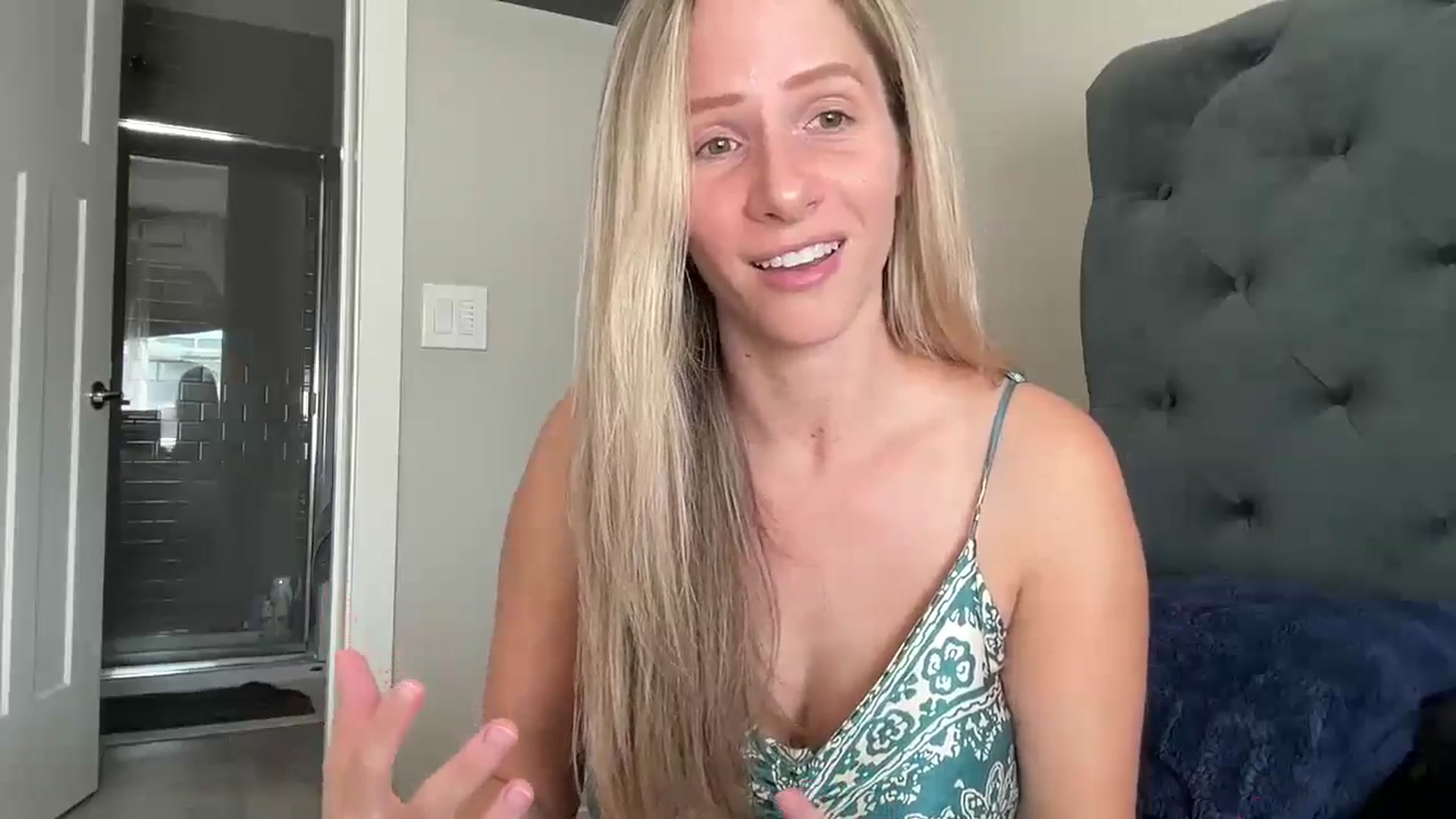 Lucylux1 video thumbnail