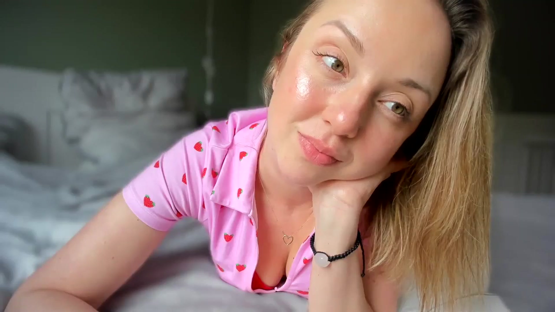 AliceSmiley video thumbnail