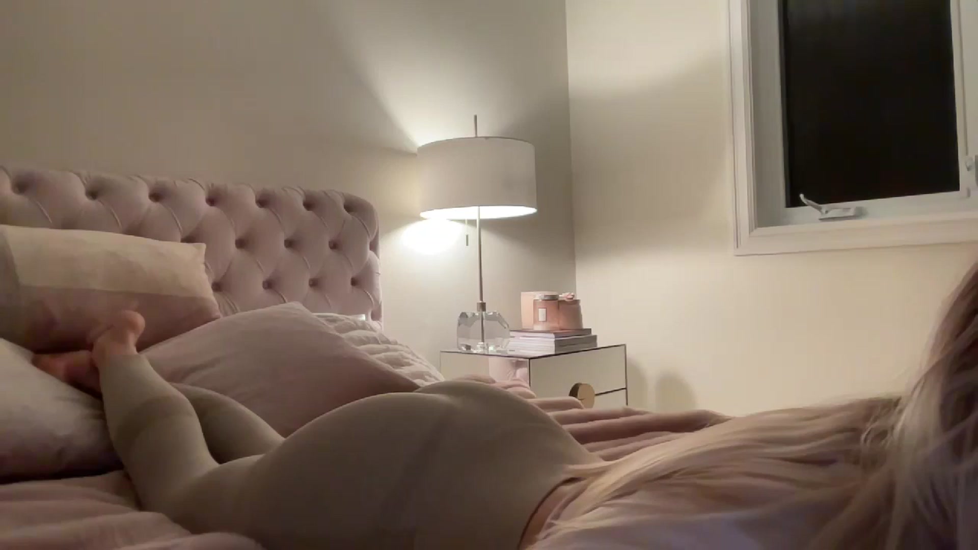 DailyTease video thumbnail