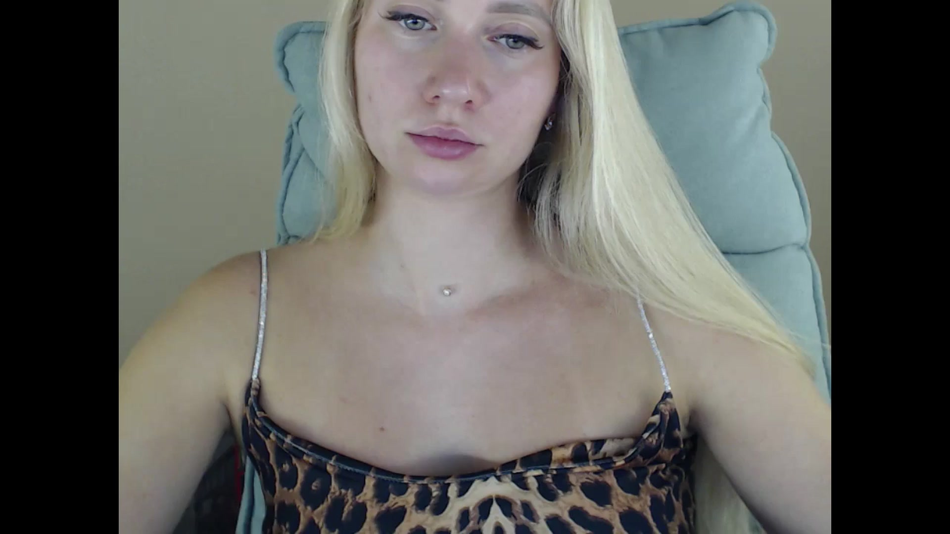 Miss_Sylvia video thumbnail