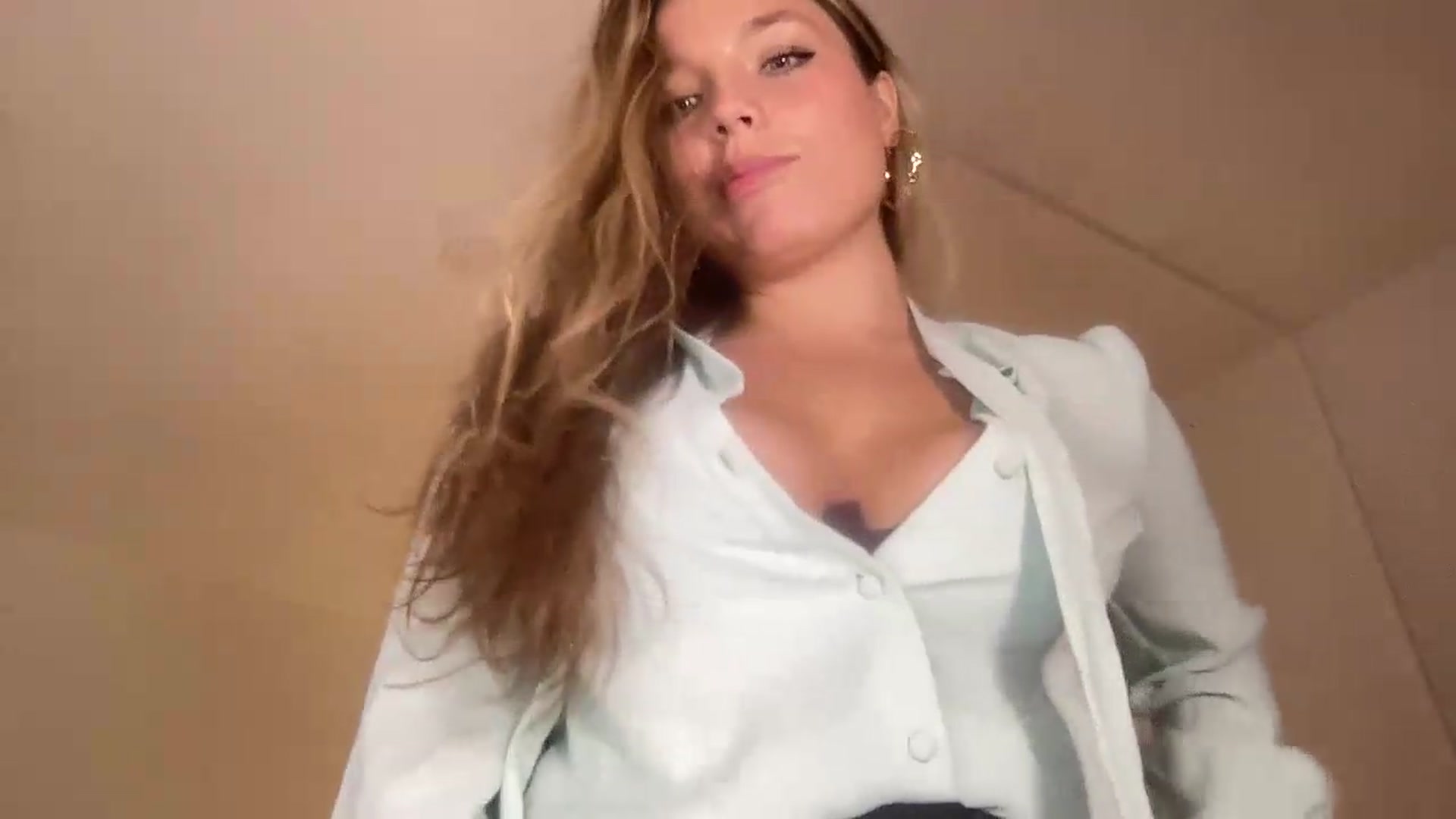 SabrinaGolden video thumbnail