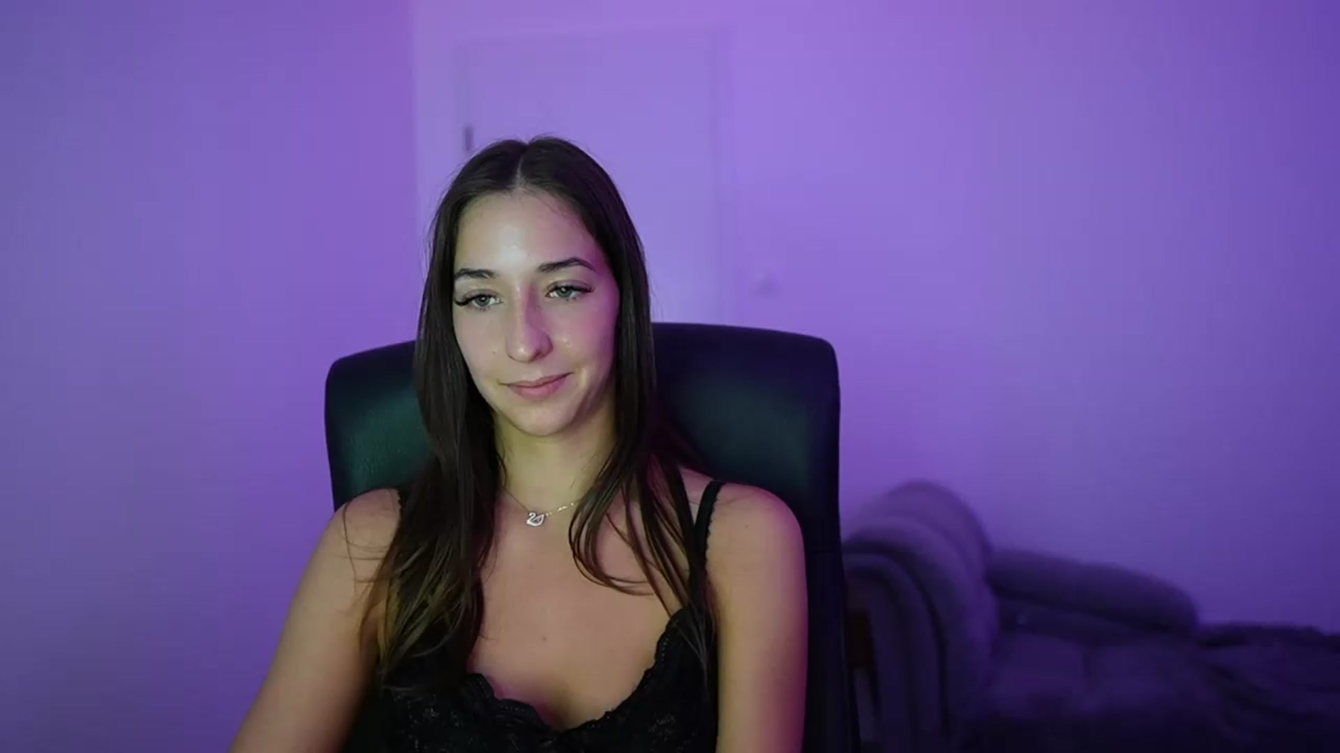 Brunettte_18 video thumbnail