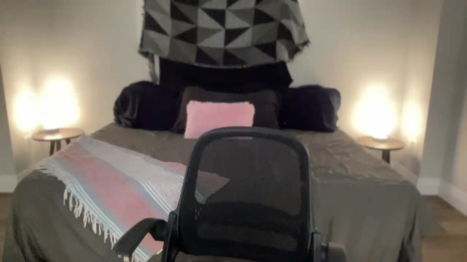 eh1_Scarlett video thumbnail