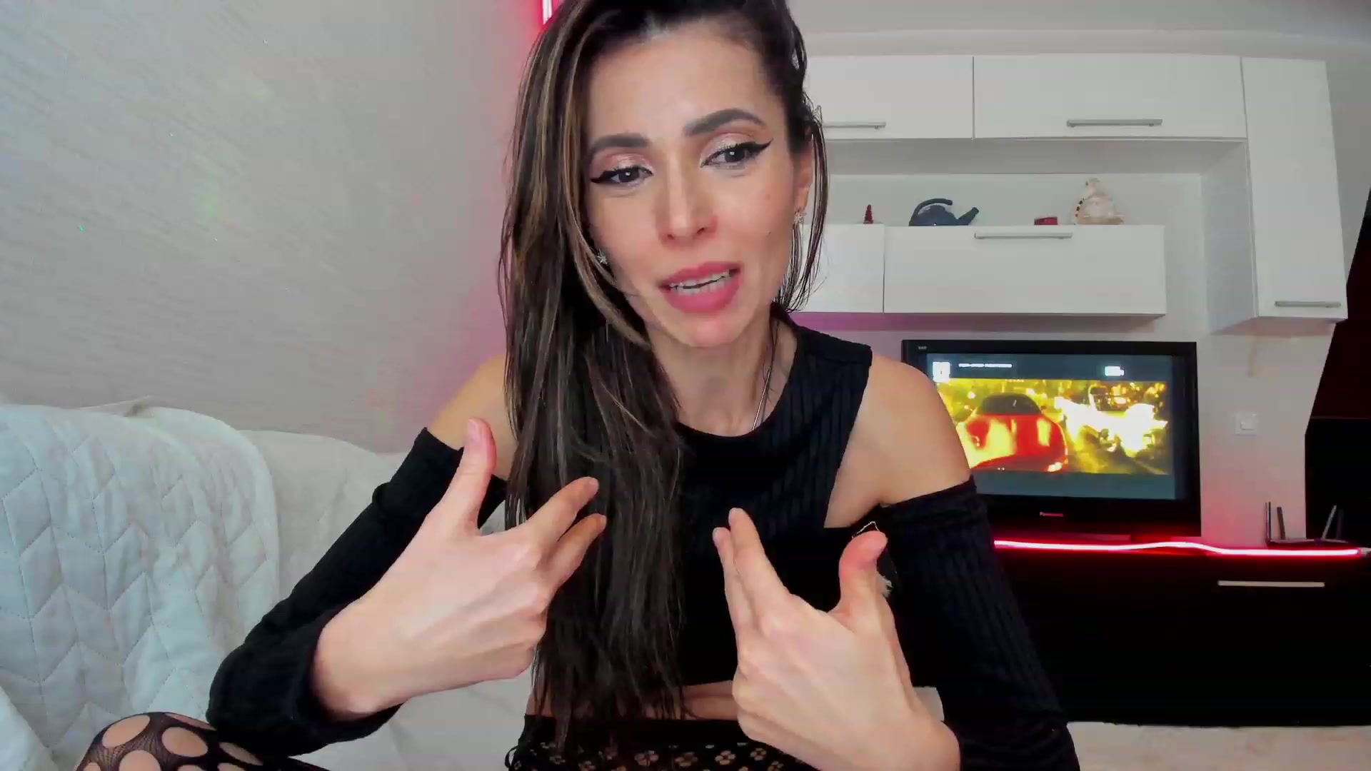 SmileyTinaa video thumbnail
