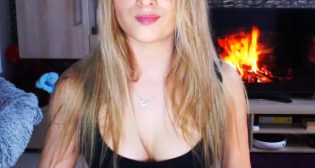 Moni_K video thumbnail