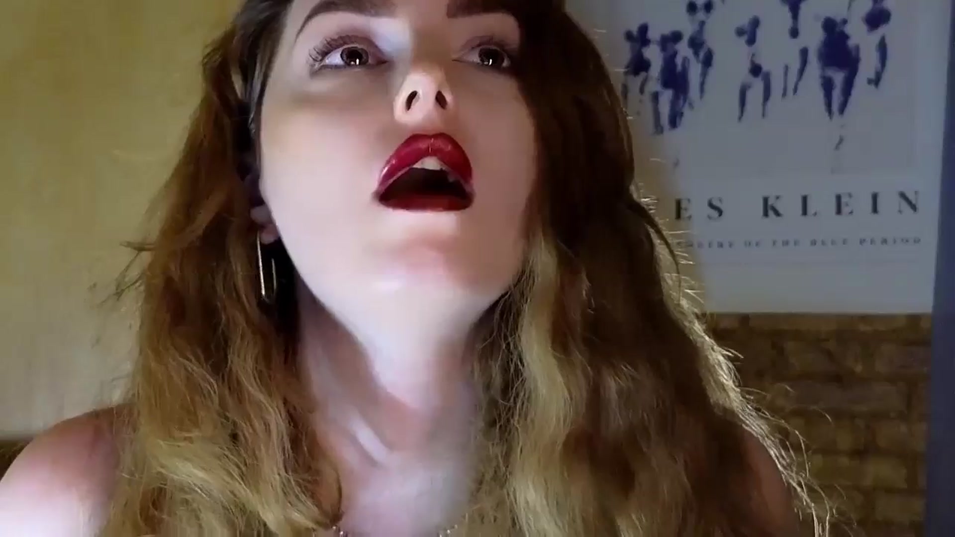 Red_Lips_Girl video thumbnail