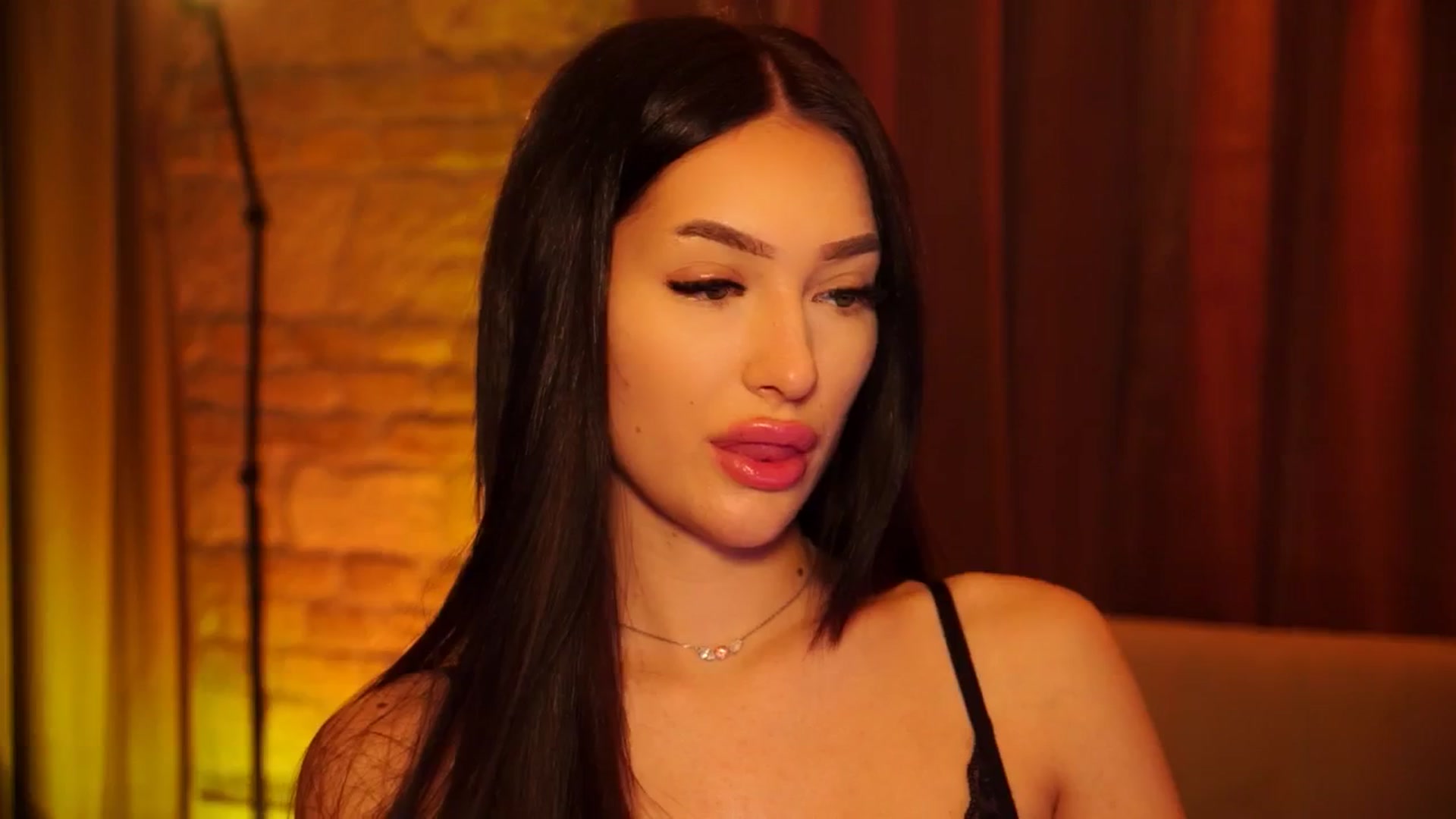 blackbee video thumbnail
