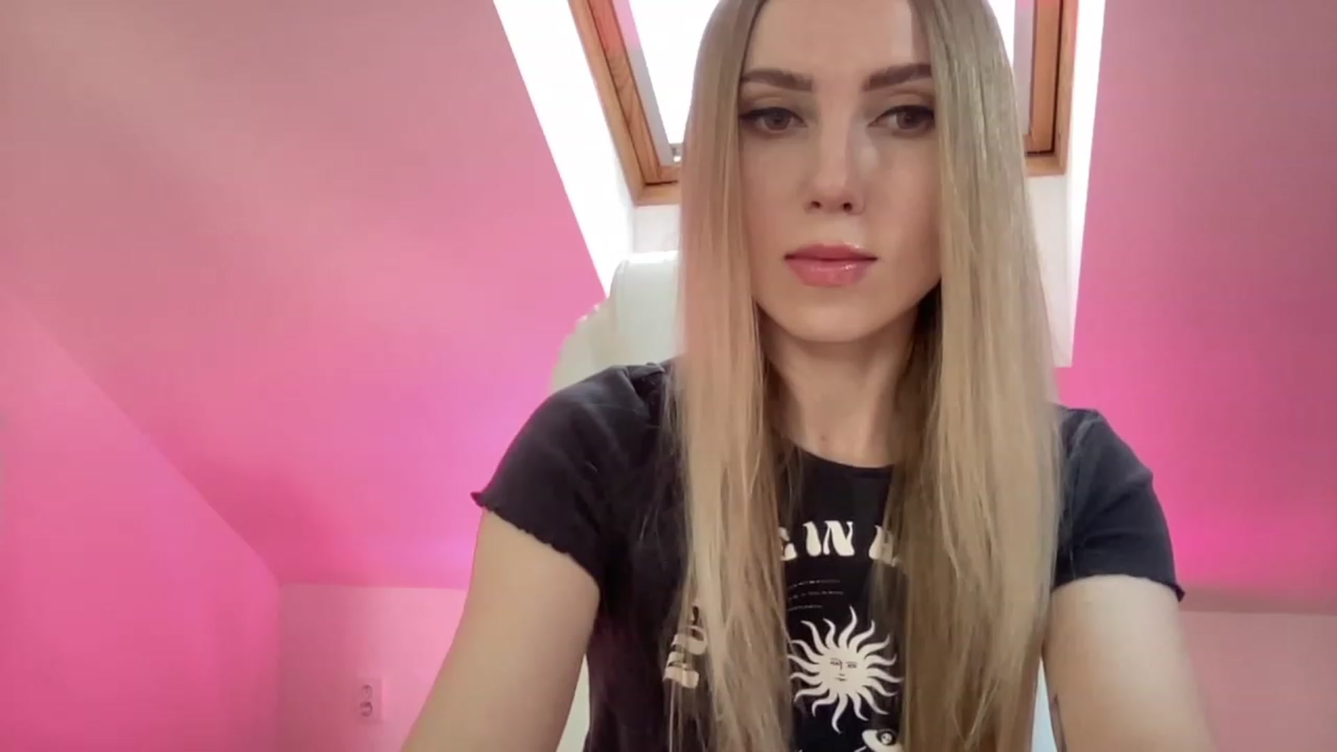 MagicElfie video thumbnail