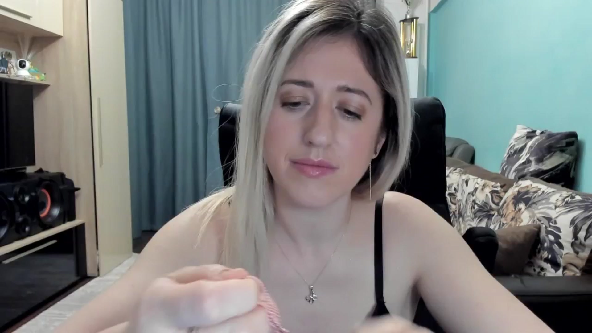 SweetDelia_ video thumbnail