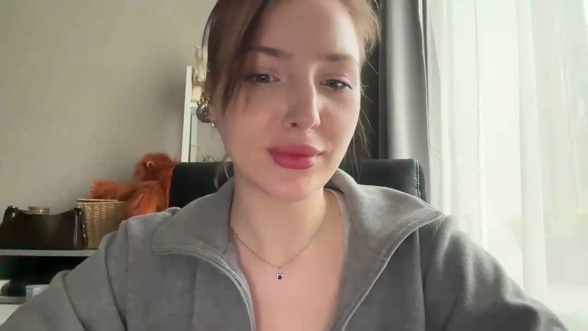 Di_Pearl video thumbnail