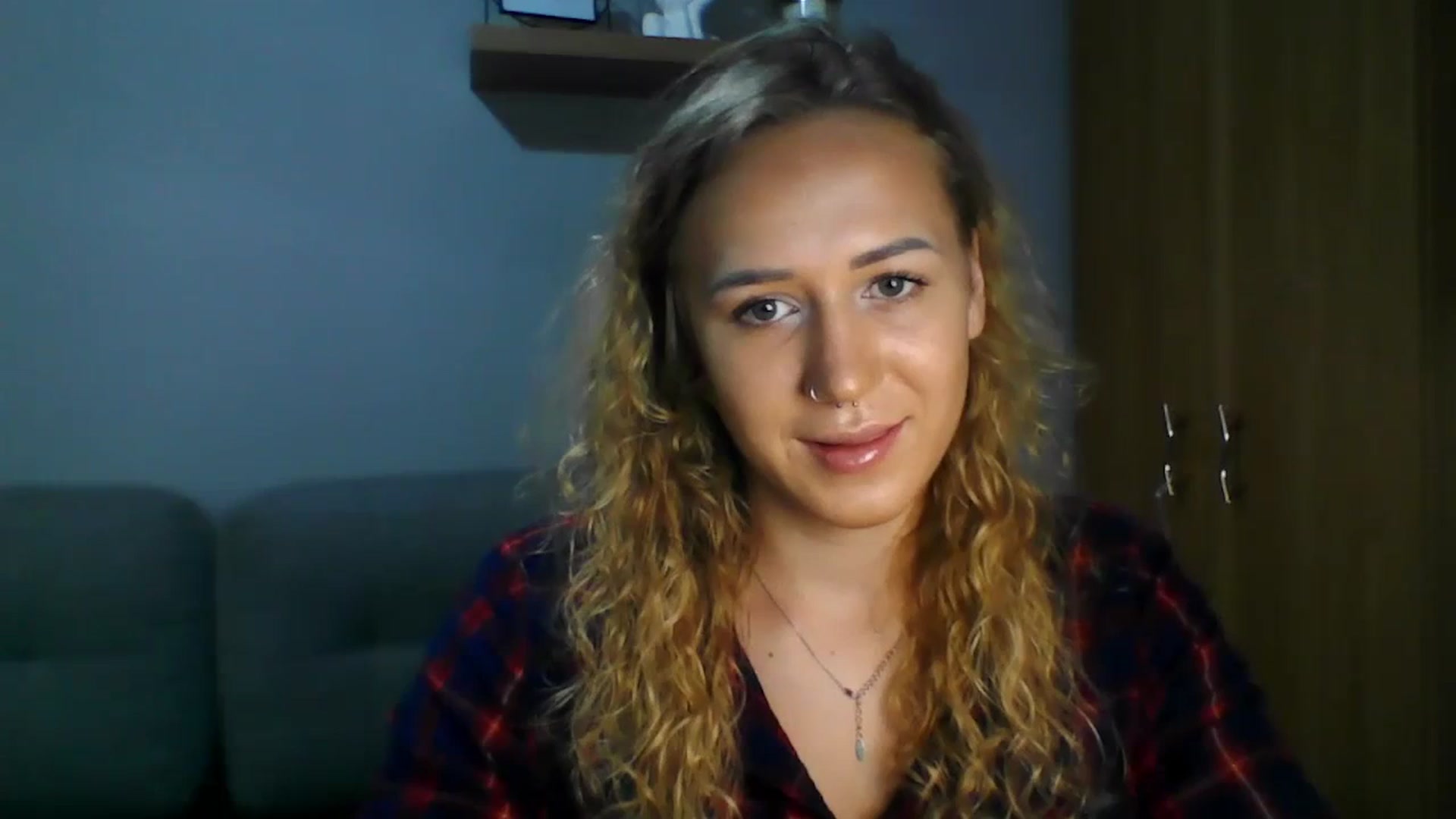 CatrinLips video thumbnail