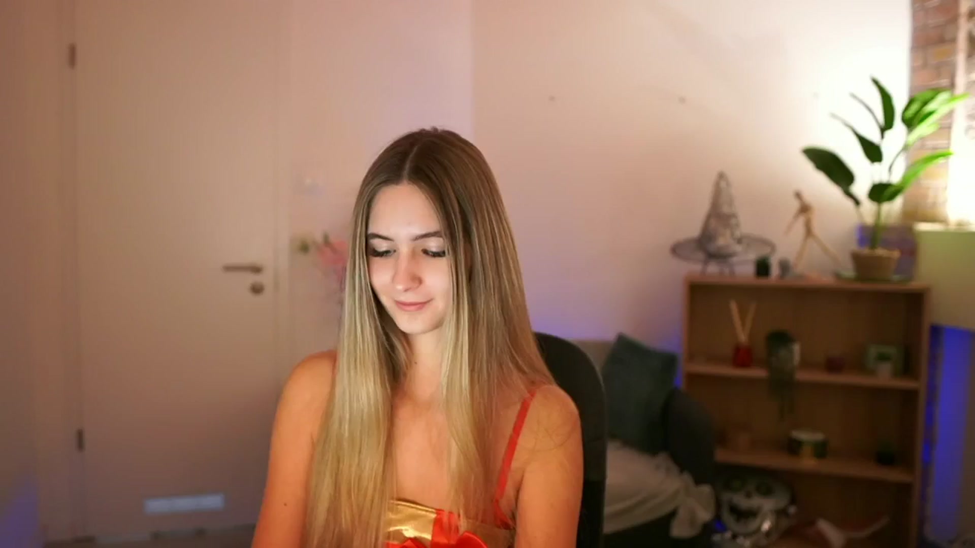 CuteGirl_18 video thumbnail