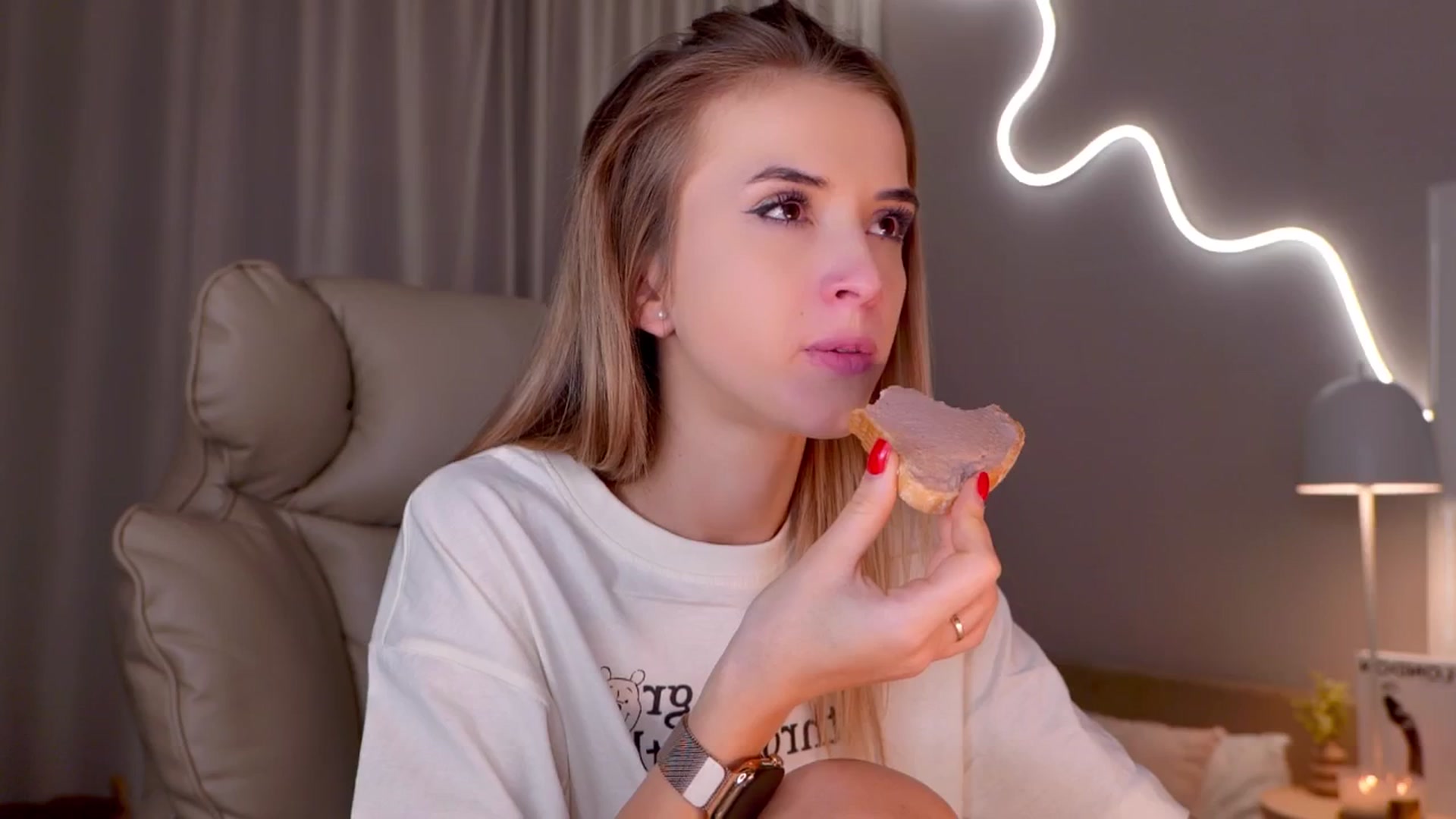 YannaJeen video thumbnail