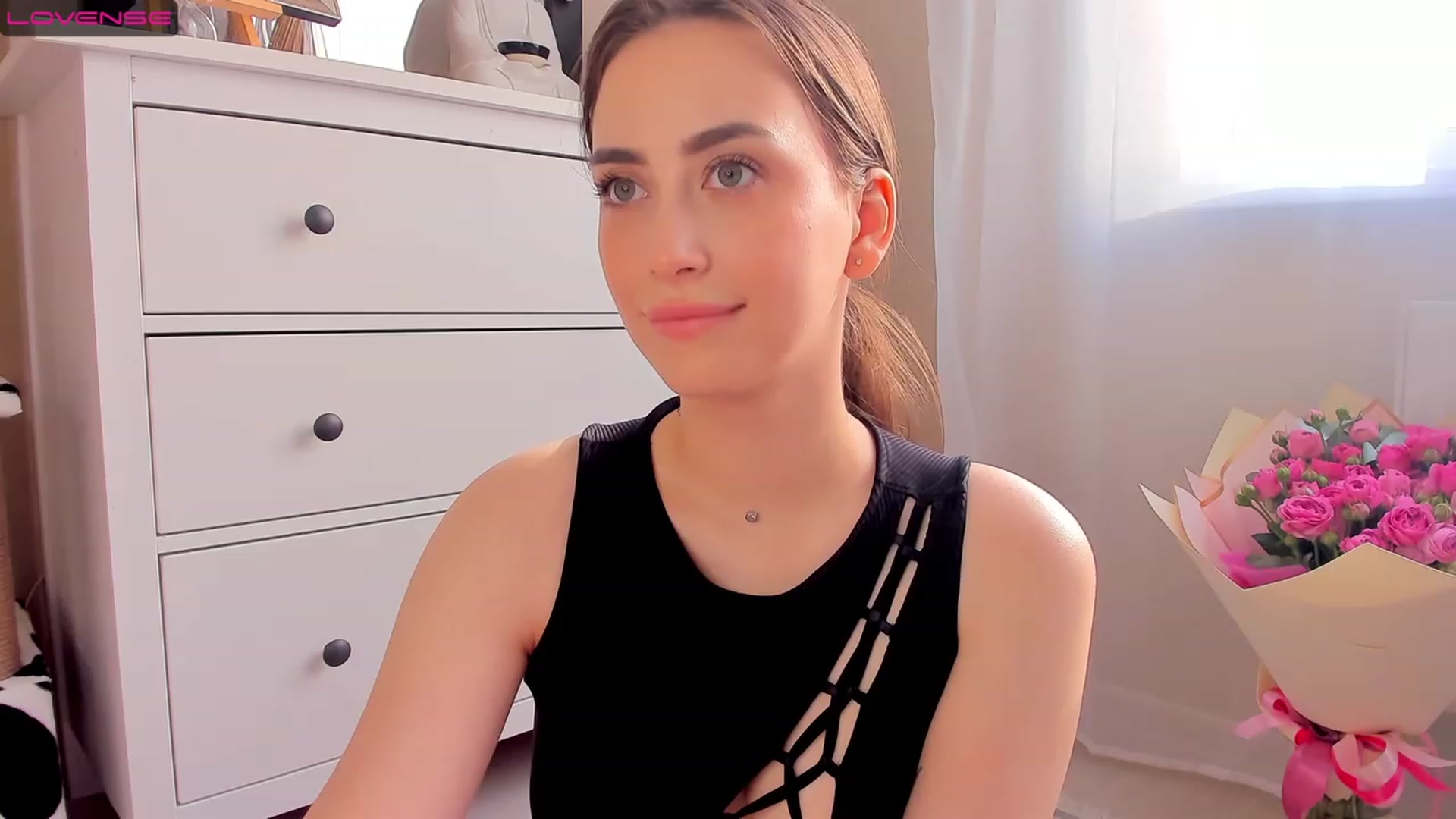 Lanna_Rhoades video thumbnail