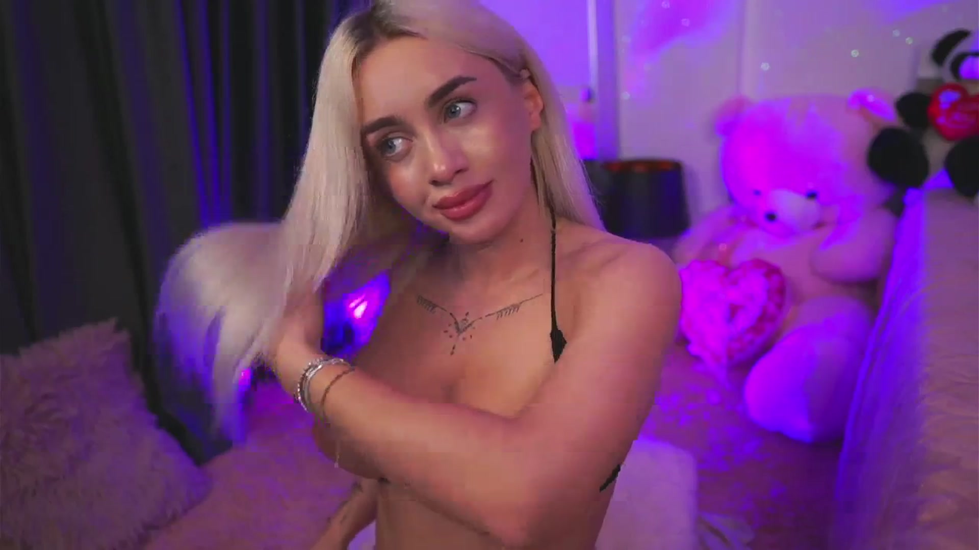 Cute_Blondie video thumbnail