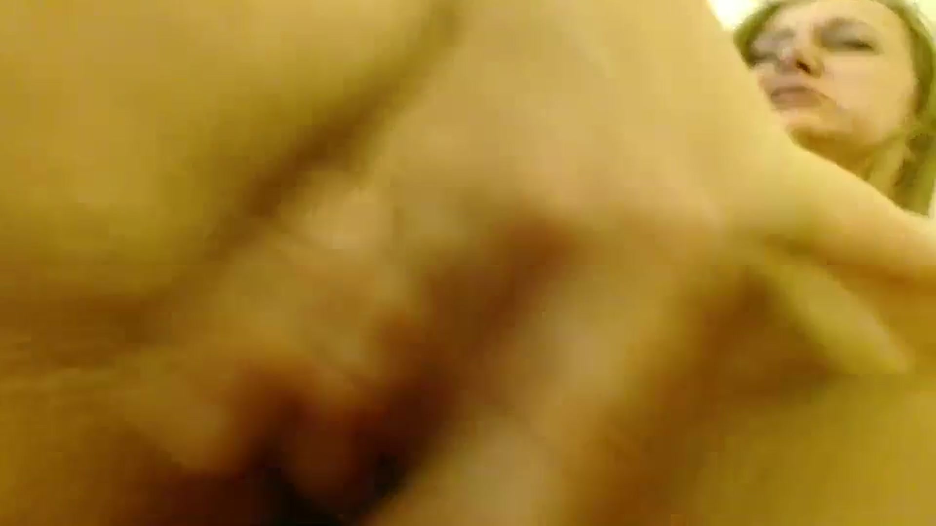 JustLily video thumbnail