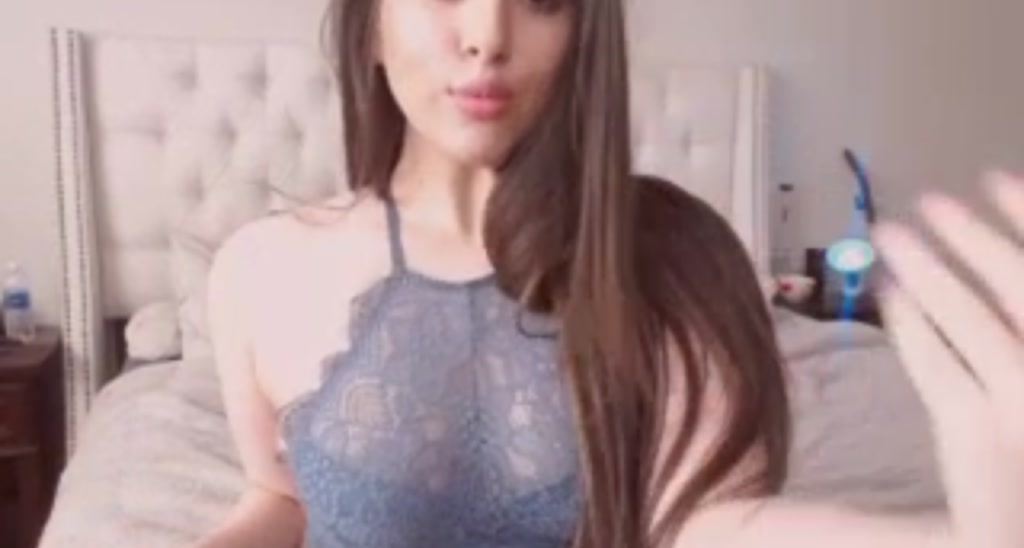 BrattyBelle video thumbnail
