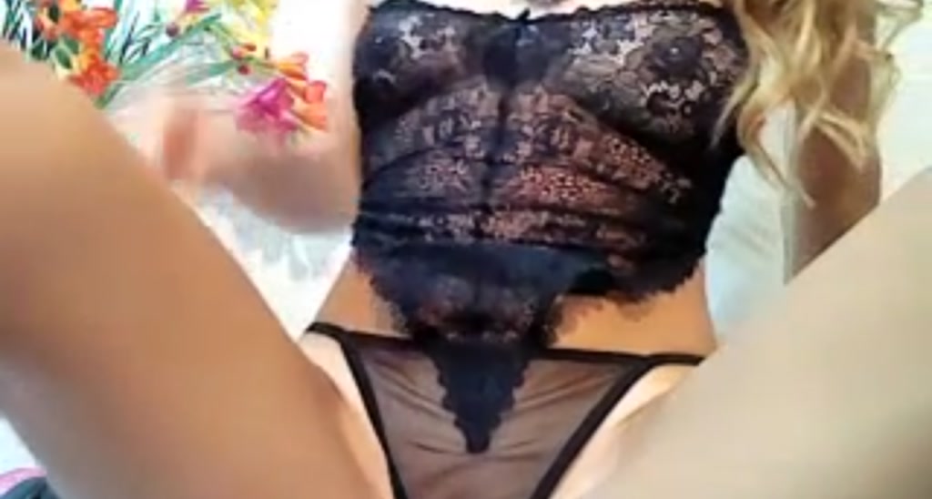 Fressia video thumbnail