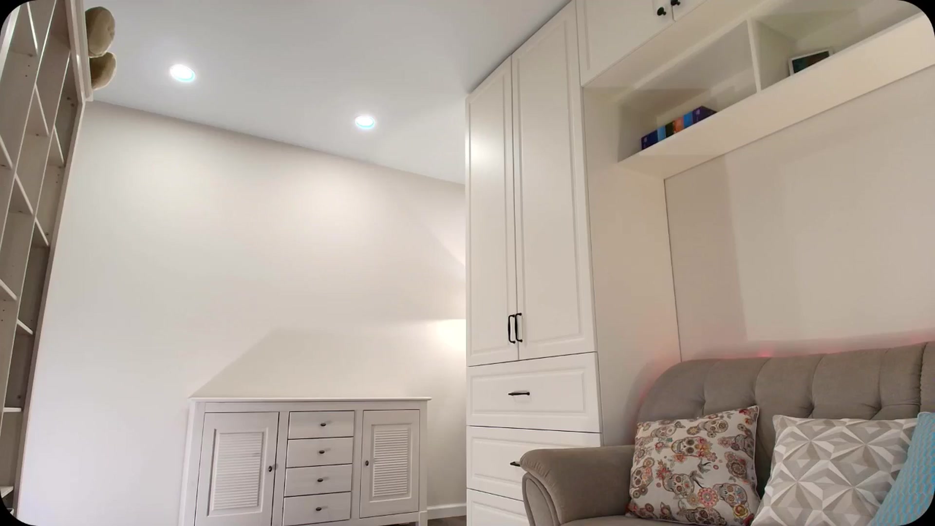 Elysewine video thumbnail