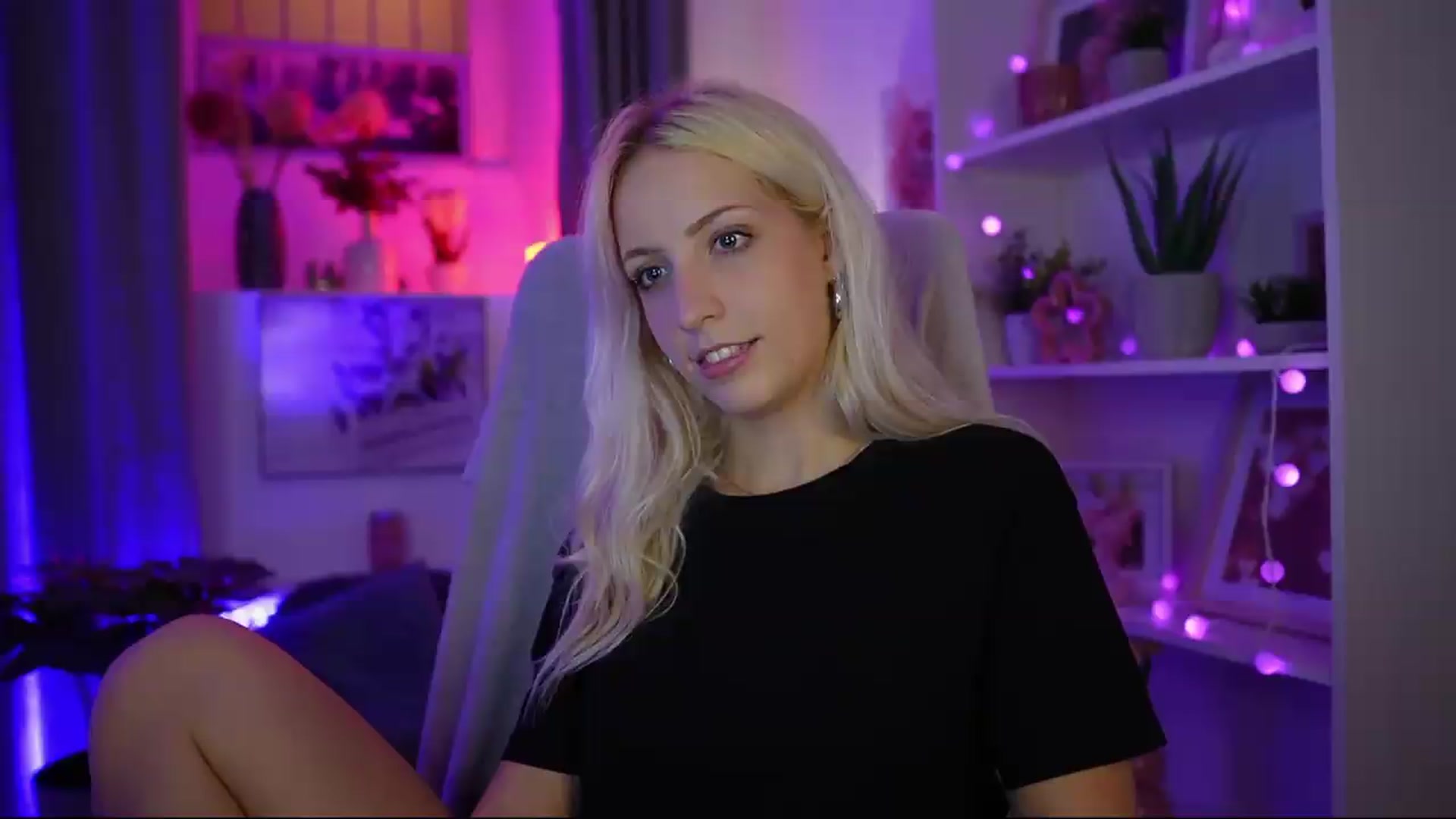 Lucy_Cutie video thumbnail