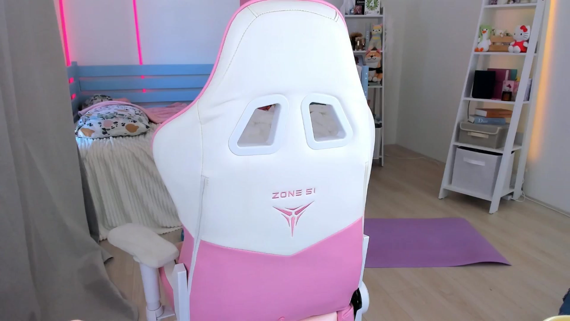 Alice_Chery video thumbnail