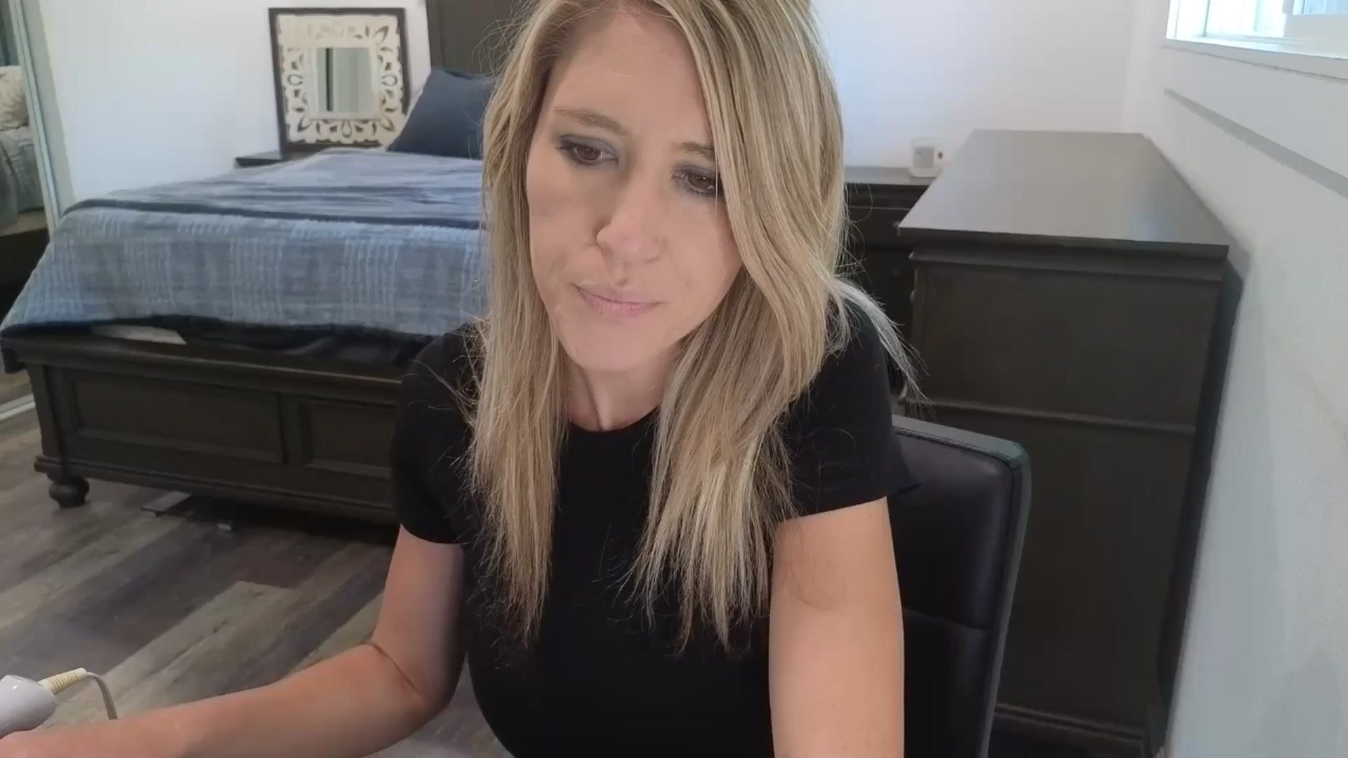 blond_milf video thumbnail