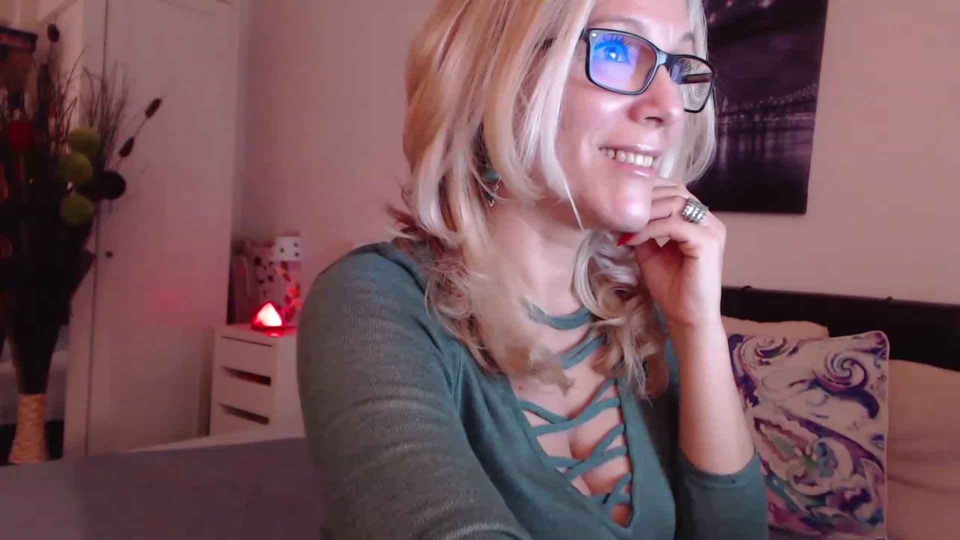 Reeya71 video thumbnail
