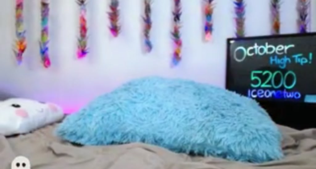 CharlotteWebb video thumbnail