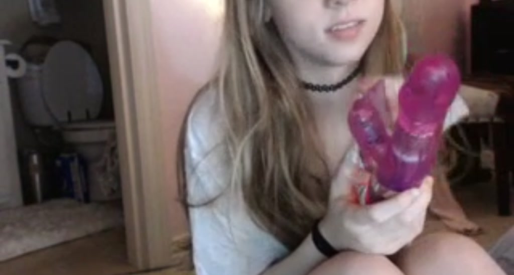Kitten_xx video thumbnail