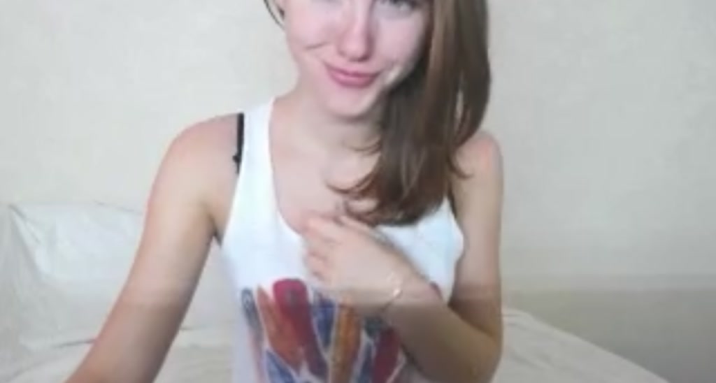Ellie_18_ video thumbnail