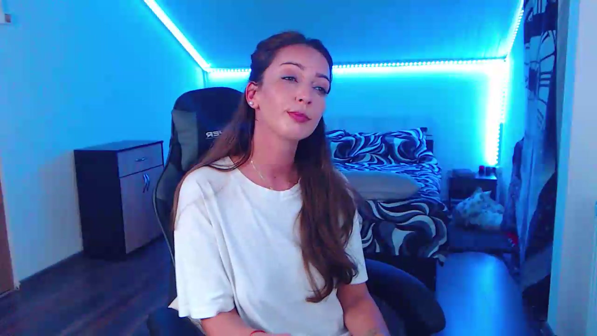 SlimCurly video thumbnail