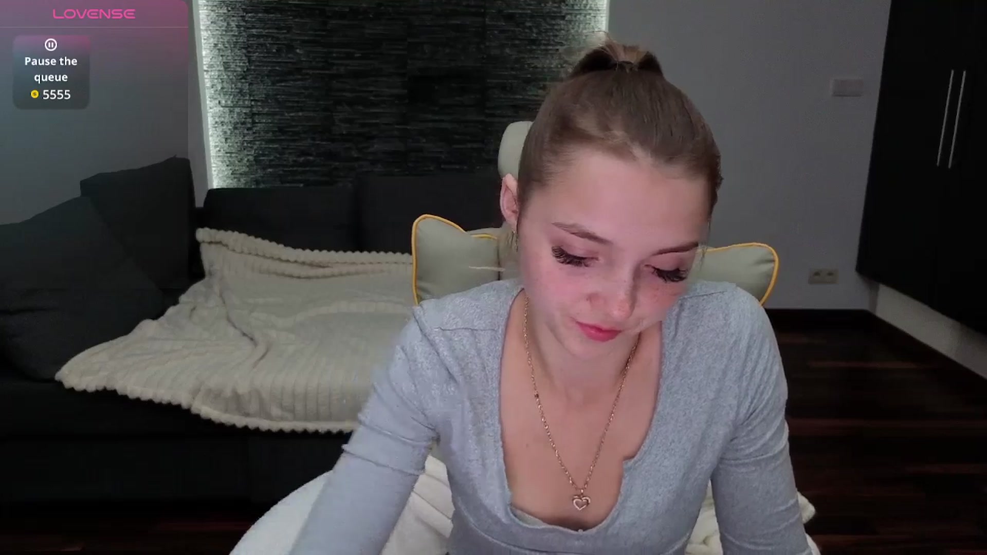 Daisyy video thumbnail
