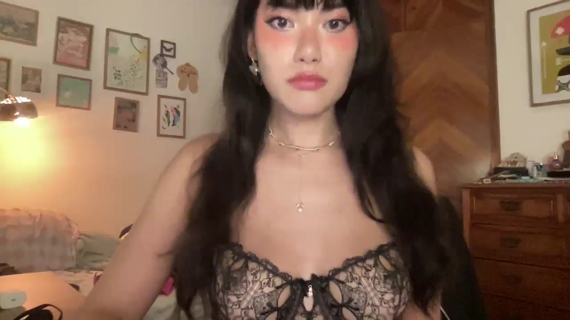 LuluArtist video thumbnail
