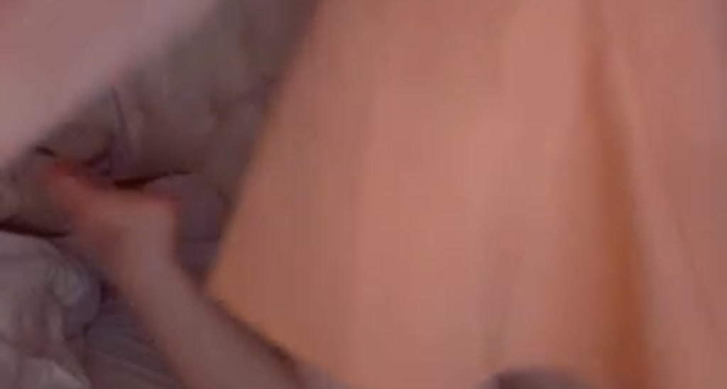 IsabelleDoll video thumbnail