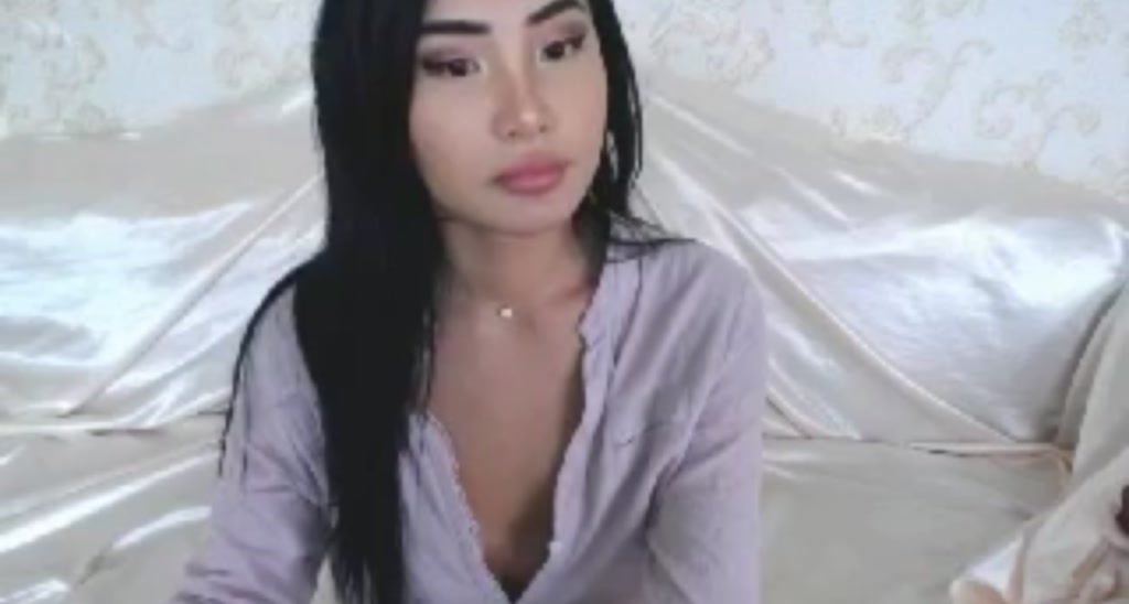 LiliGigi video thumbnail