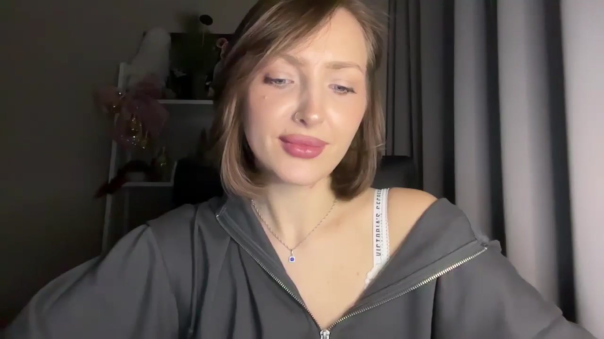 Di_Pearl video thumbnail