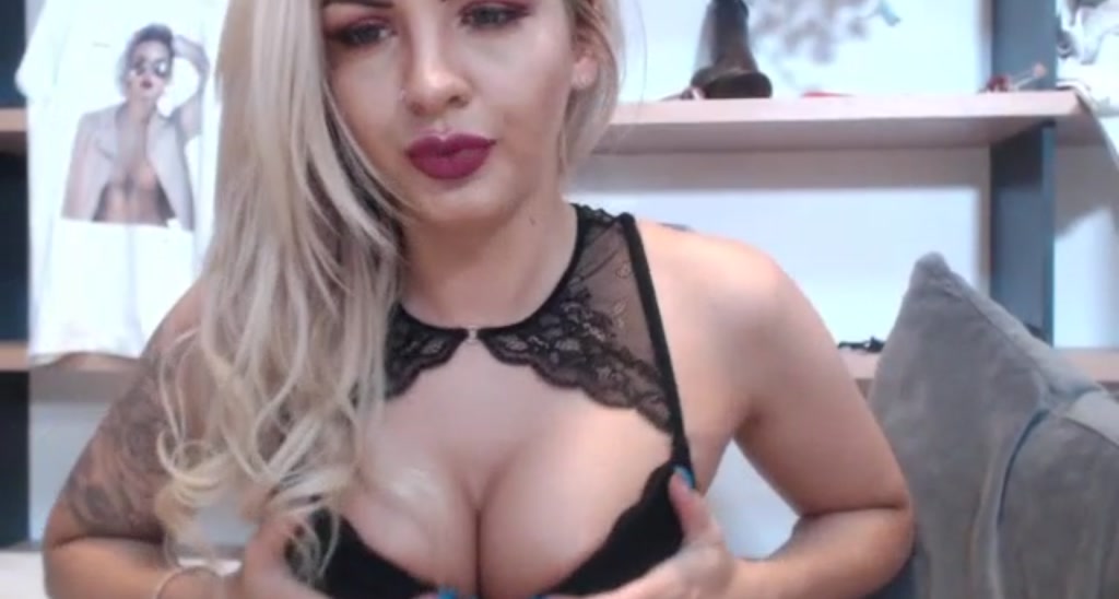 UkDreamGirl video thumbnail