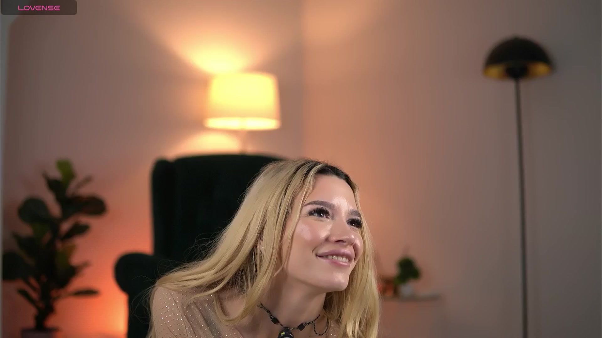 SvveetLuna video thumbnail