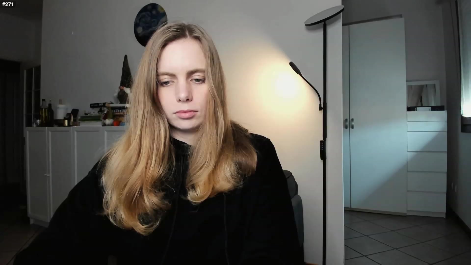 Personage video thumbnail